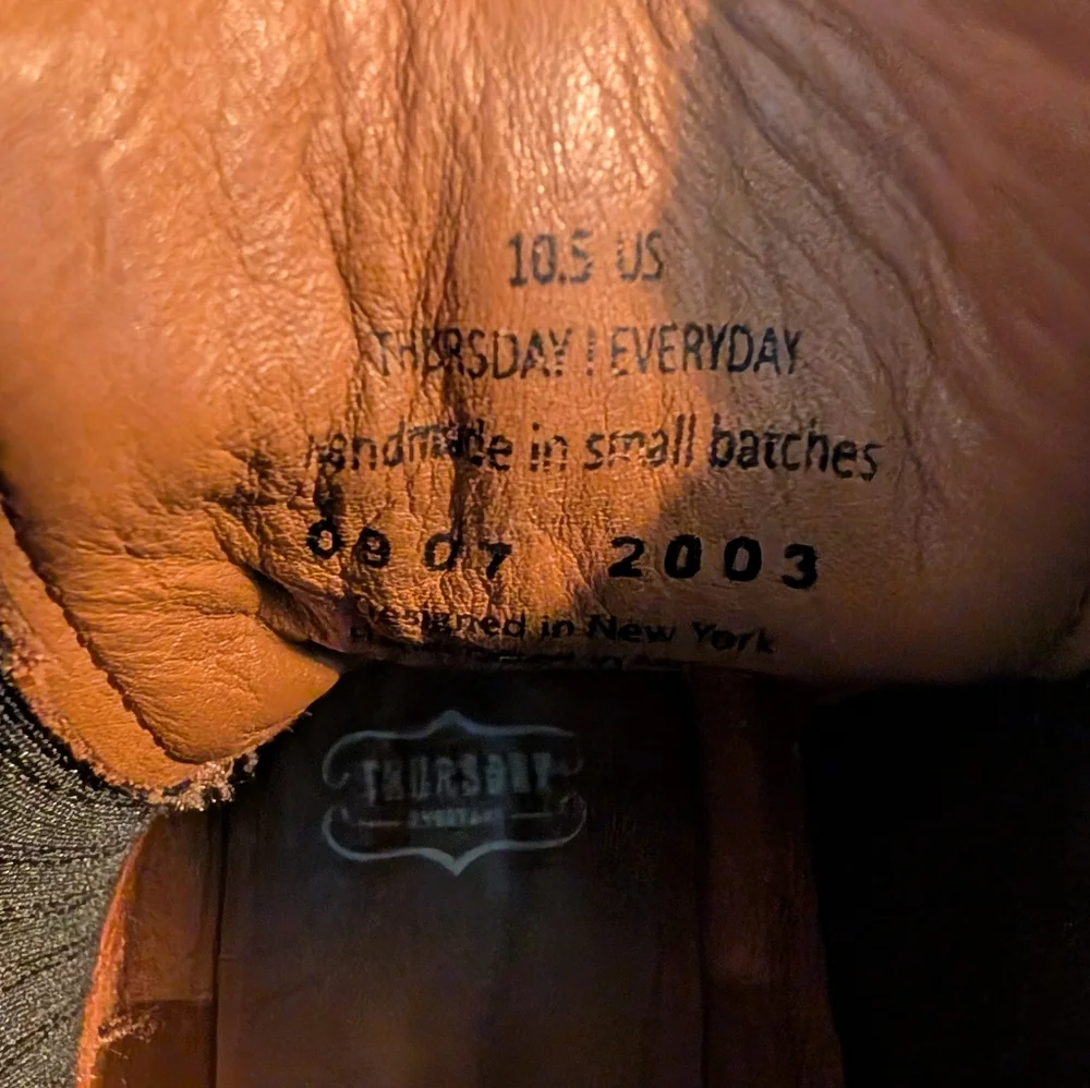Thursday's Black Leather Women's Everyday Dreamer Chelsea Boots 10.5 - Picture 4 of 11